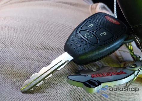 2015 Jeep Compass High Altitude Edition из США, поврежденный, VIN 1C4NJCEA7FD263870